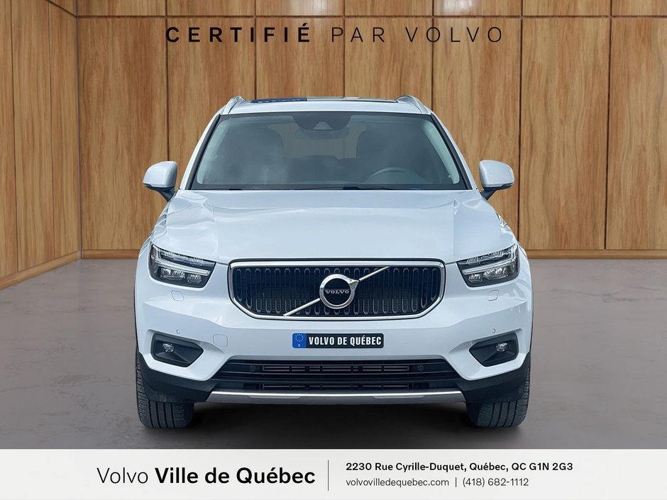 Volvo XC40 Momentum 2022-1