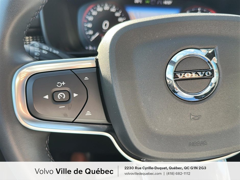 2022 Volvo XC40 R-Design-12