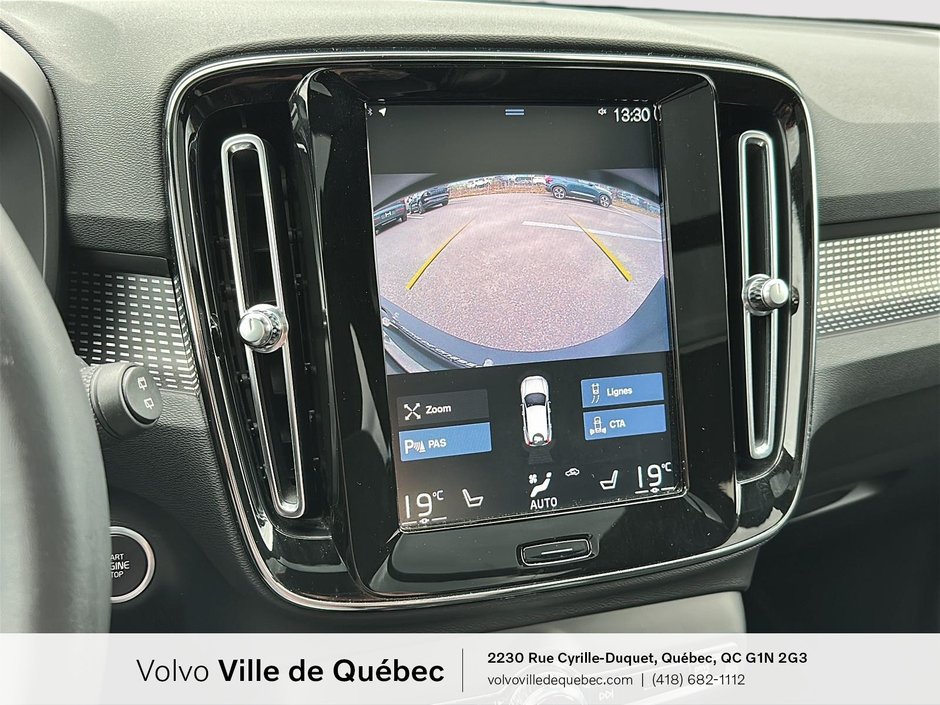 2022 Volvo XC40 R-Design-16