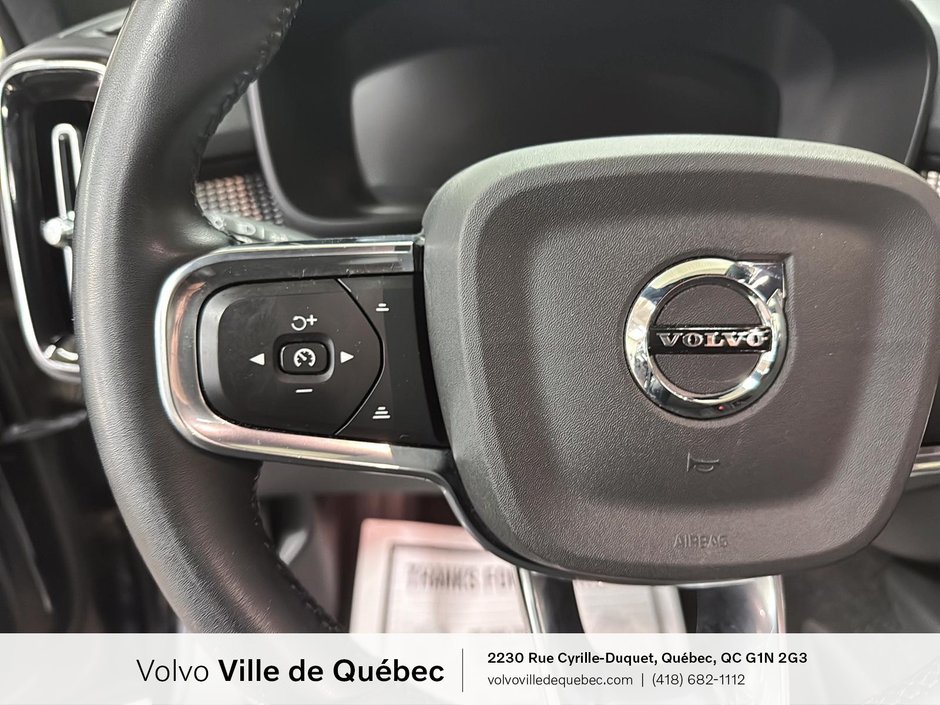 Volvo XC40 R-Design 2022-14