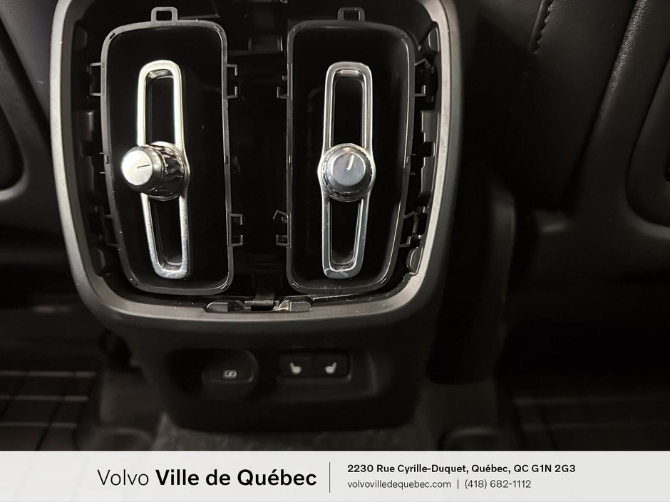 Volvo XC40 R-Design 2022-11