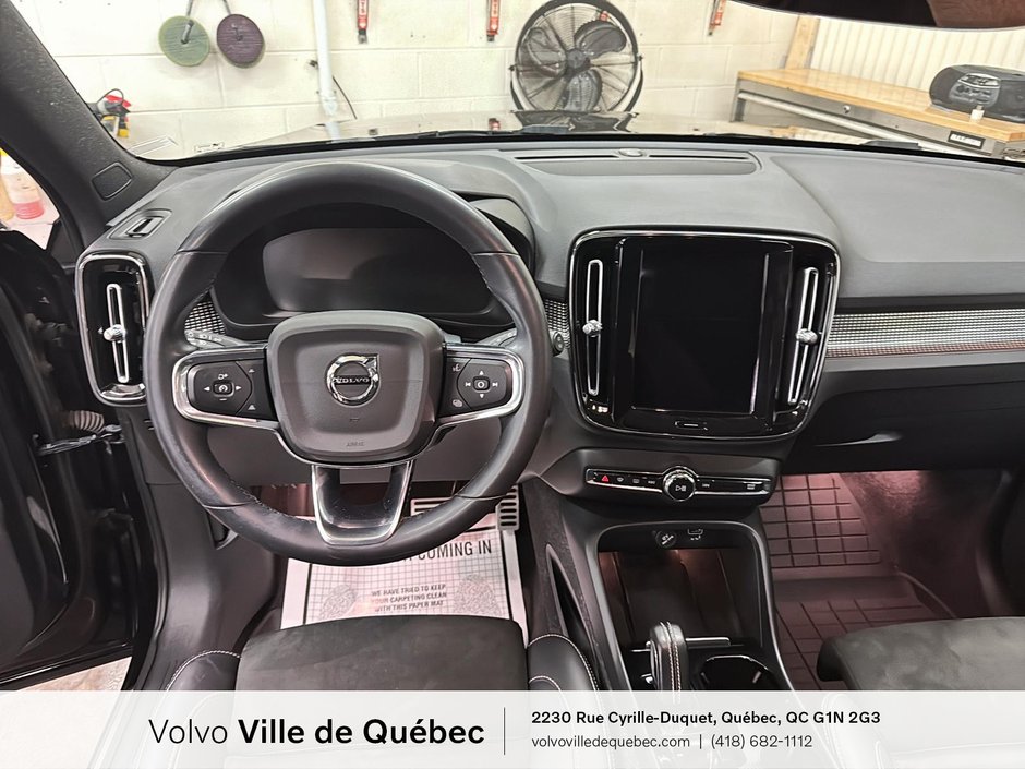 Volvo XC40 R-Design 2022-12