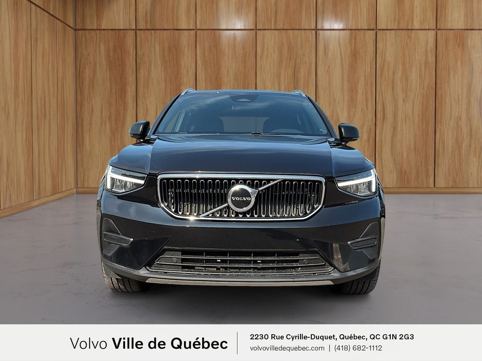 2023 Volvo XC40 Core-1