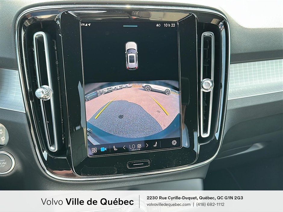 2023 Volvo XC40 Core-16