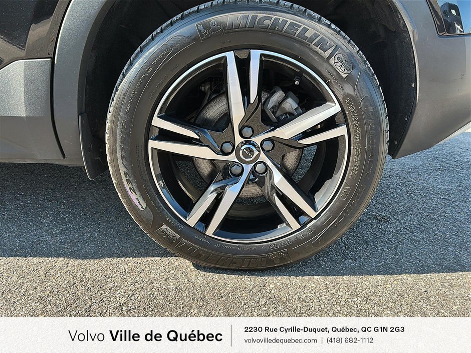 2023 Volvo XC40 Core-6