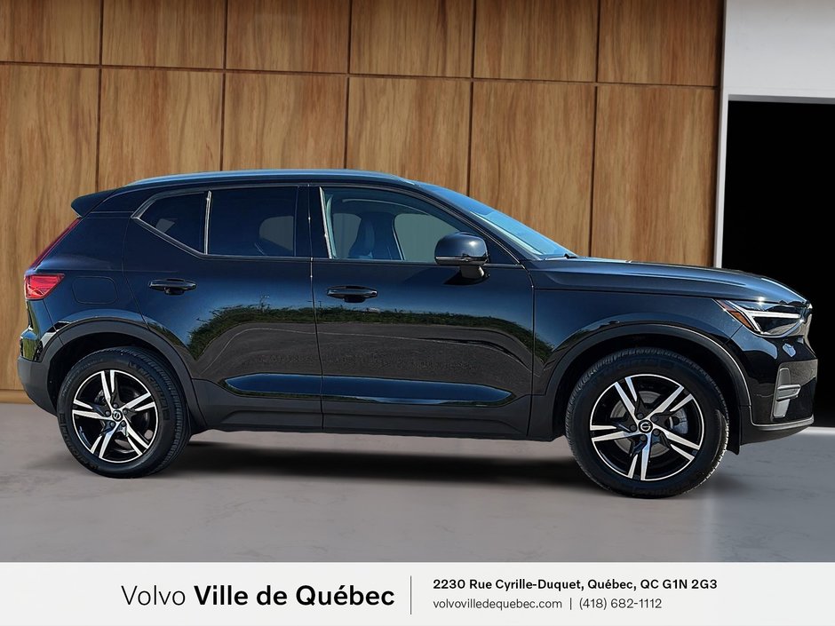 2023 Volvo XC40 Core-2