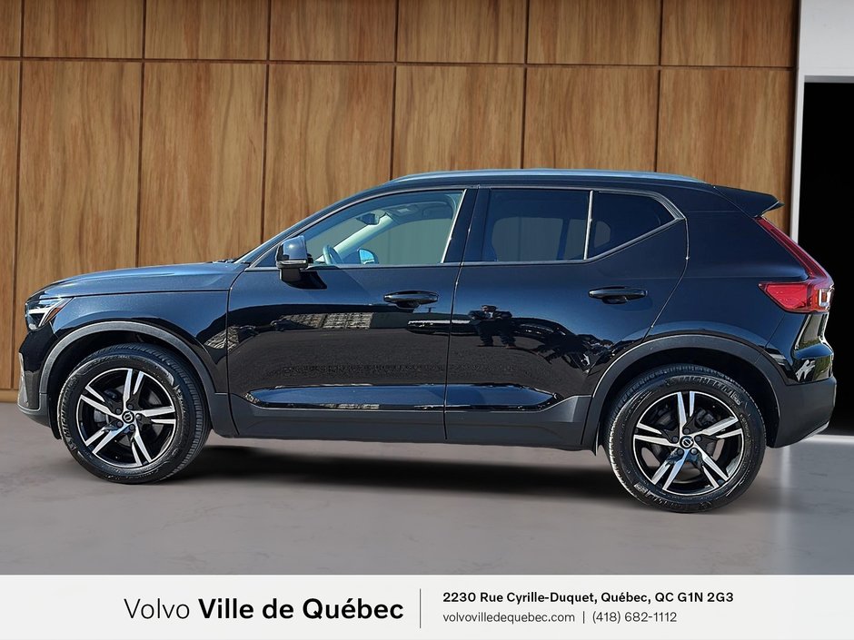 2023 Volvo XC40 Core-4