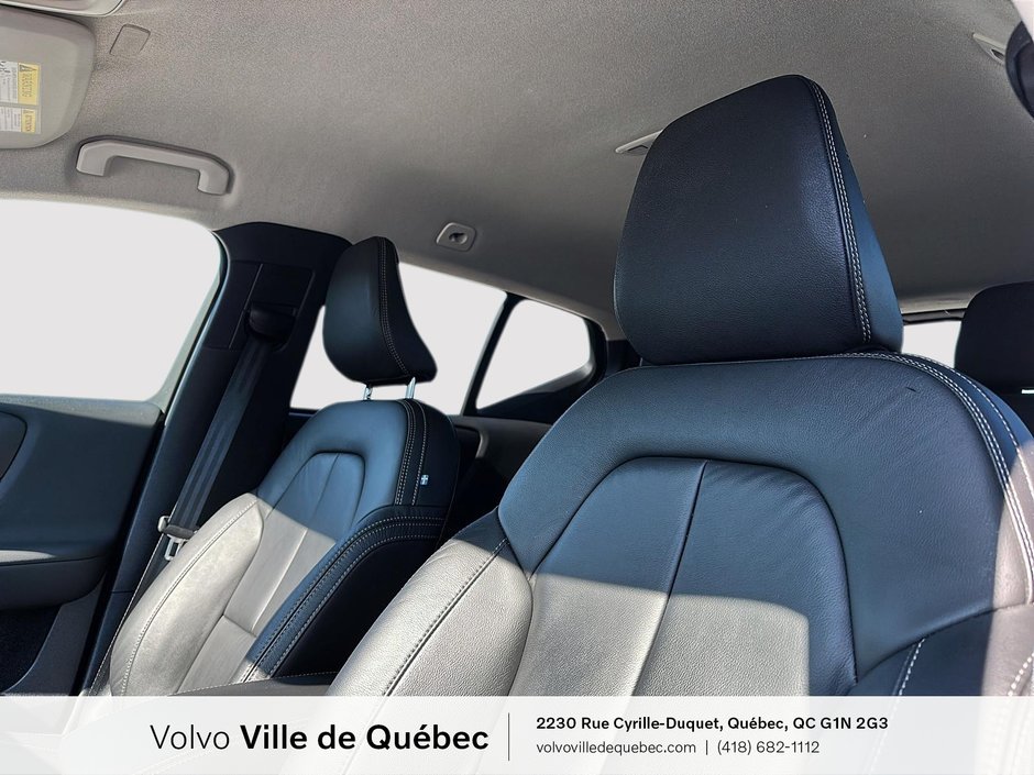 2023 Volvo XC40 Core-8