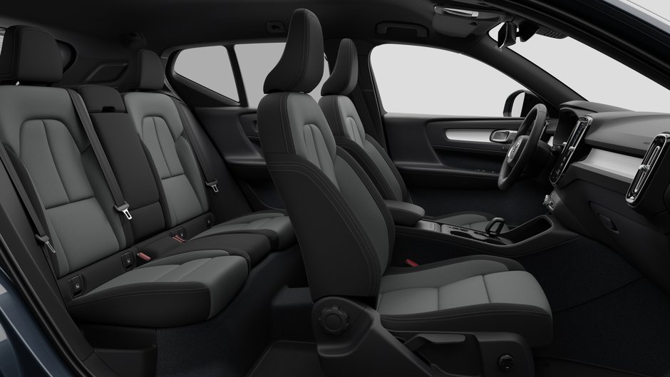 2026 Volvo XC40 CORE DARK THEME-12