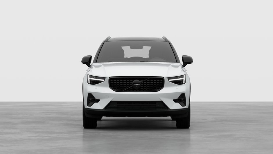 Volvo XC40 ULTRA BLACK EDITION 2026-4