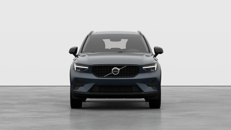 2026 Volvo XC40 CORE DARK THEME-4
