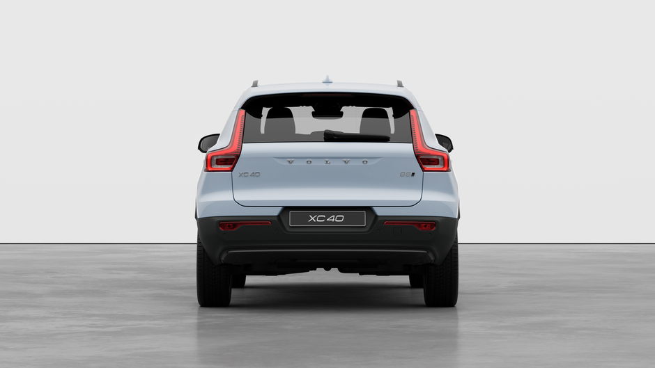 Volvo XC40 PLUS DARK THEME 2026-5