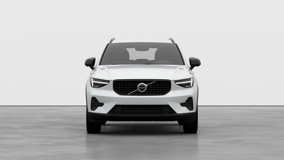 2026 Volvo XC40 CORE DARK THEME-4