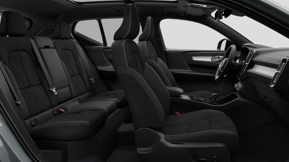 2026 Volvo XC40 ULTRA BLACK EDITION-12