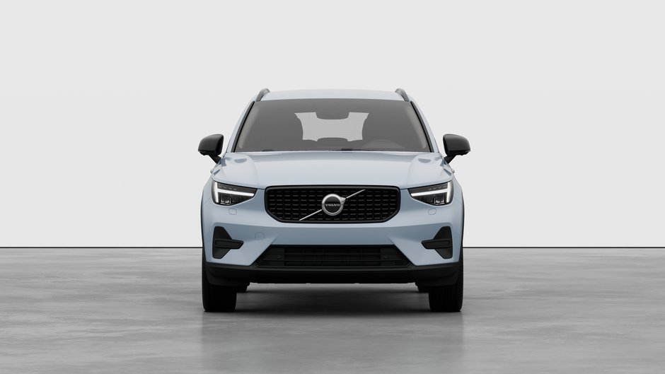 2026 Volvo XC40 CORE DARK THEME-4