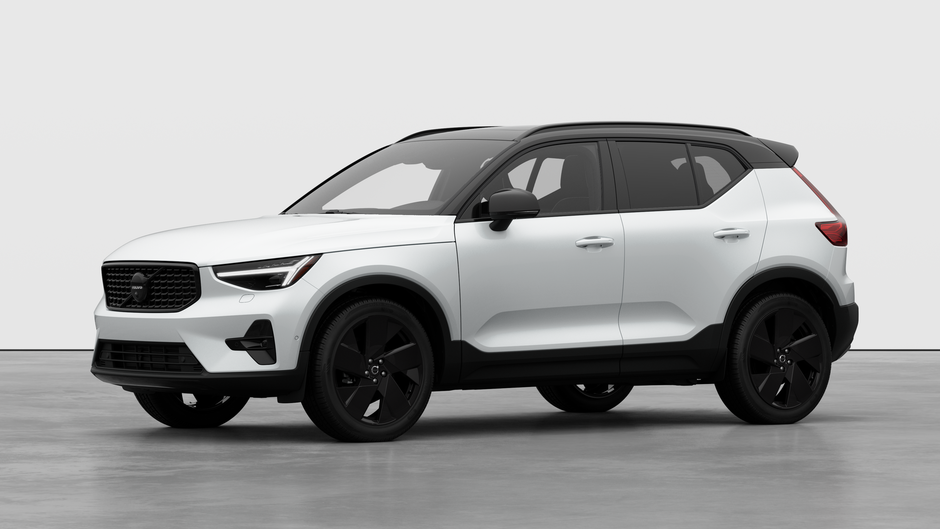 2026 Volvo XC40 ULTRA BLACK EDITION-0