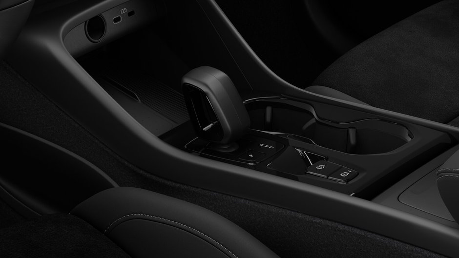 Volvo XC40 ULTRA BLACK EDITION 2026-10