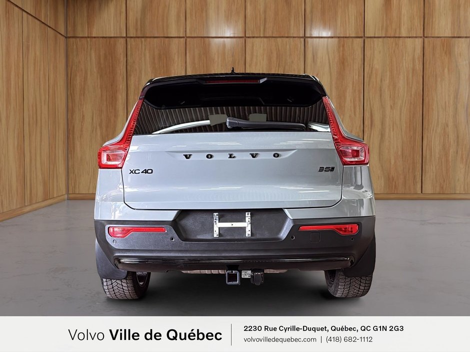 2026 Volvo XC40 Ultra Black Edition-4