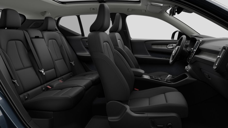 Volvo XC40 Ultra (Dark Theme) 2026-12