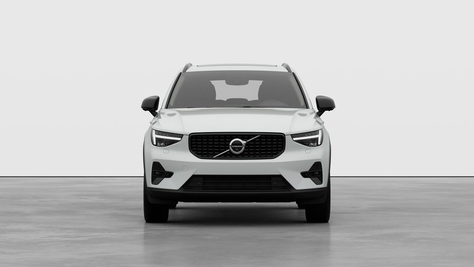 Volvo XC40 Plus (Dark Theme) 2026-4