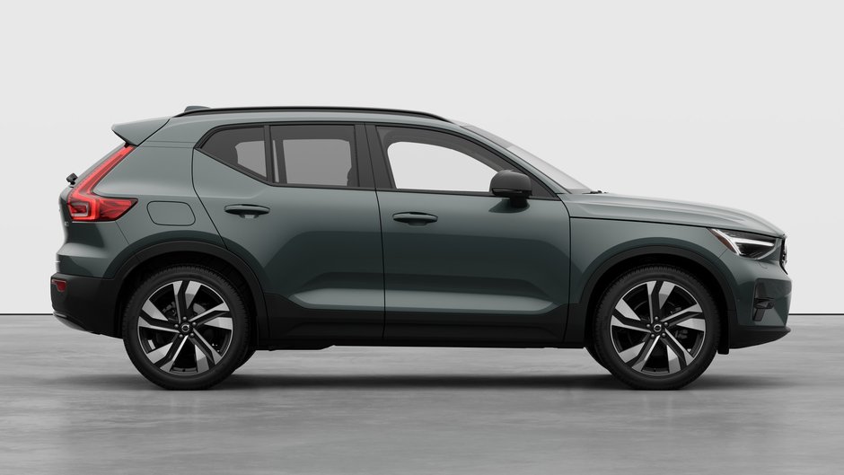 Volvo XC40 Ultra (Dark Theme) 2026-6