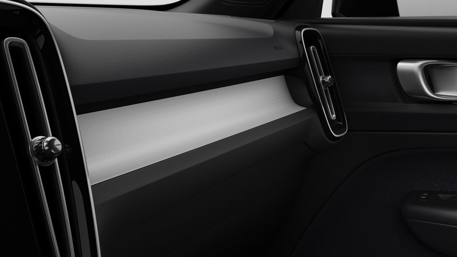 Volvo XC40 CORE DARK THEME 2026-8