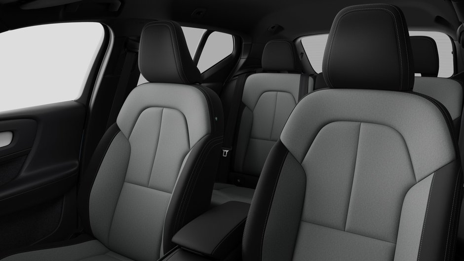 Volvo XC40 CORE DARK THEME 2026-11