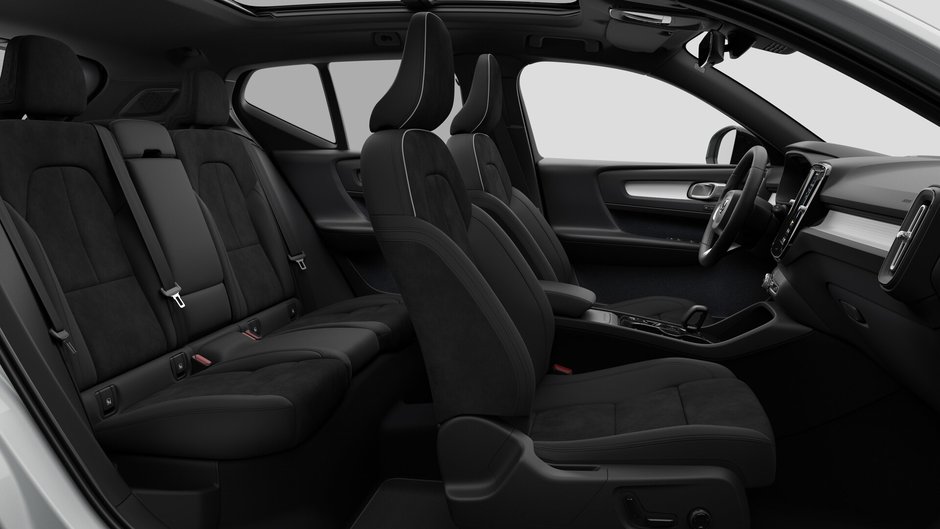Volvo XC40 Ultra Black Edition 2026-12