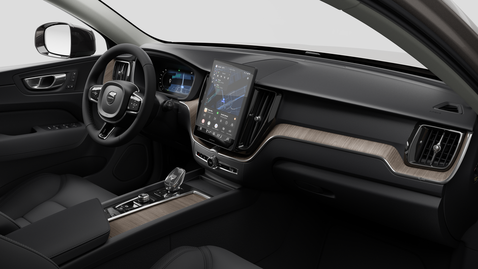 2026 Volvo XC60 Plug-in Hybrid PLUS DARK THEME-9