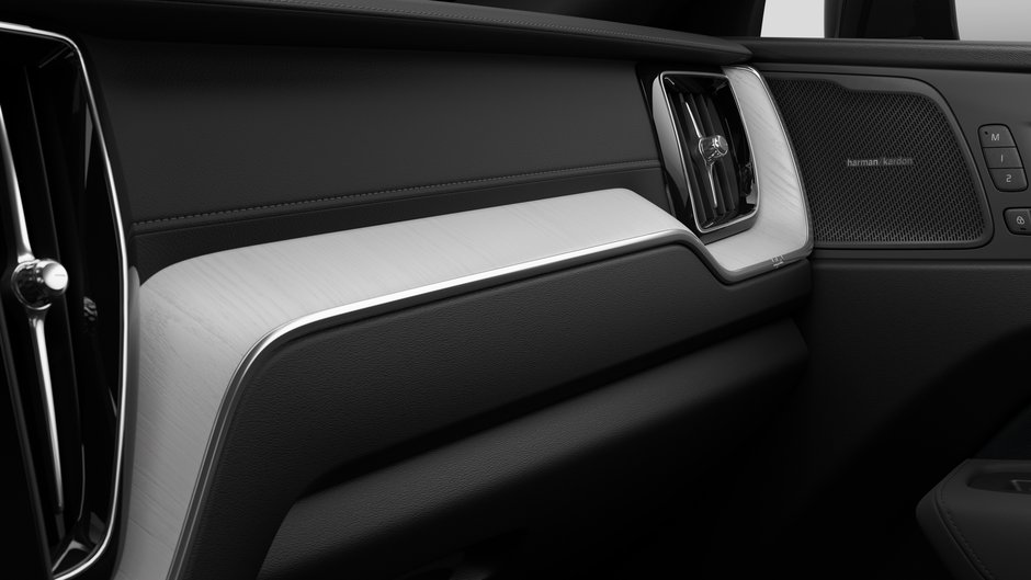 Volvo XC60 PLUG-IN HYBRID ULTRA DARK THEME 2026-8