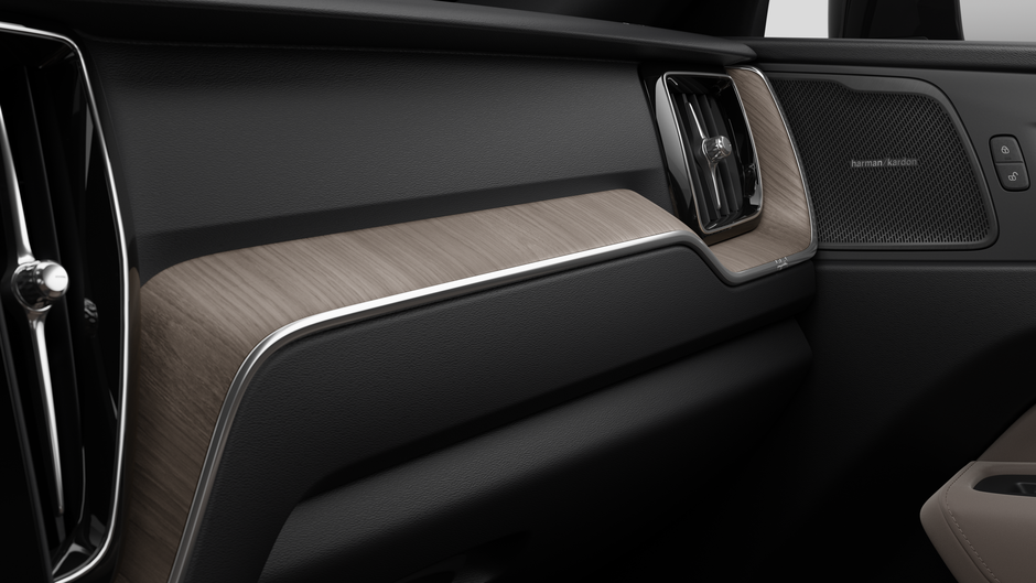 2026 Volvo XC60 Plug-in hybrid Plus-8
