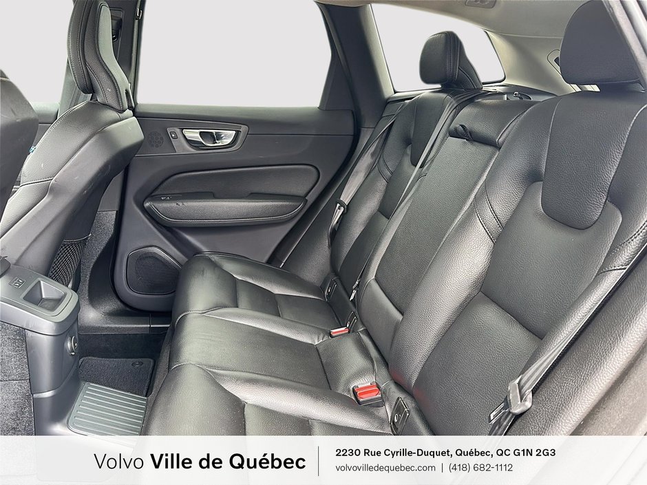 Volvo XC60 Recharge Inscription Expression 2022-9