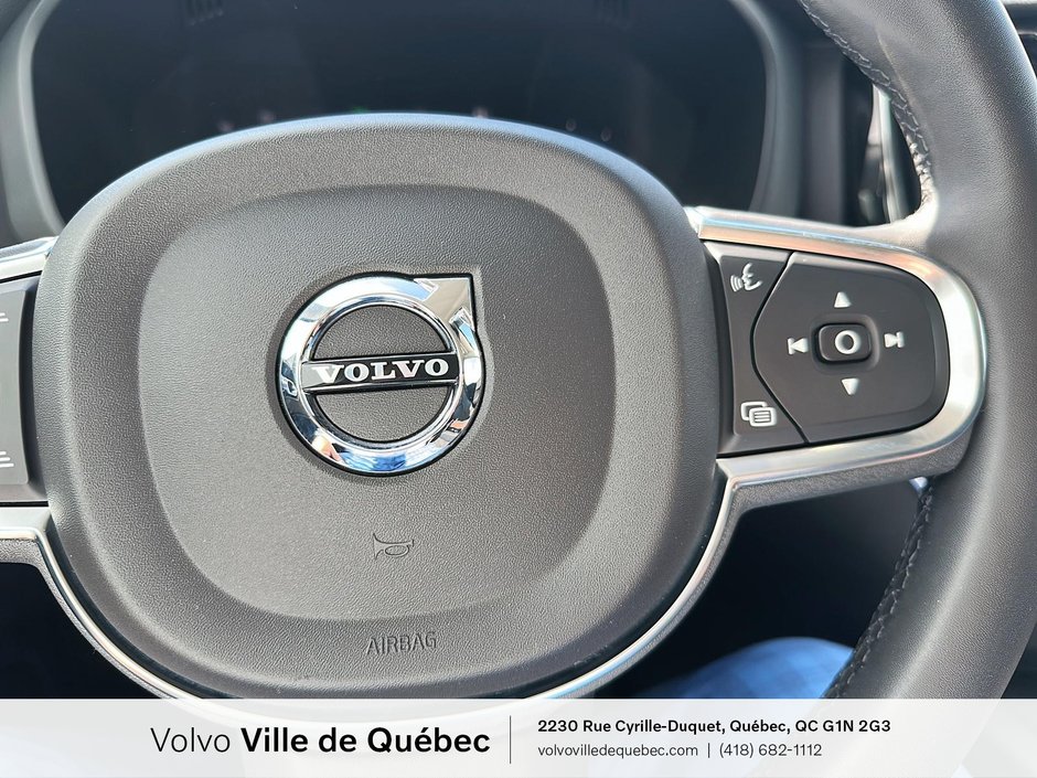 2022 Volvo XC60 Recharge Inscription Expression-13