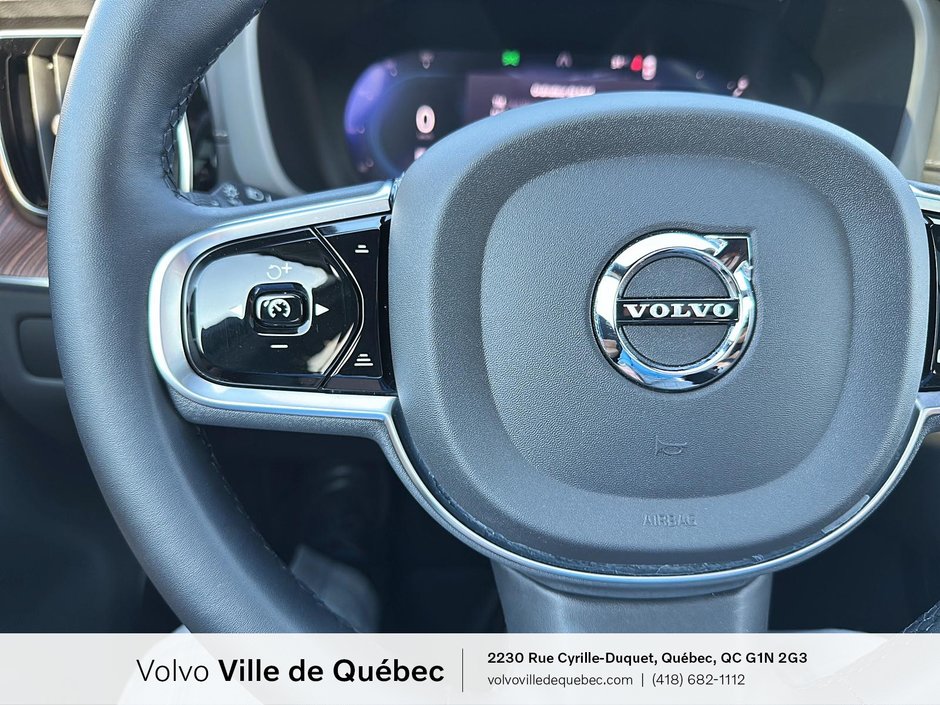 Volvo XC60 Recharge Ultimate Dark Theme 2024-13