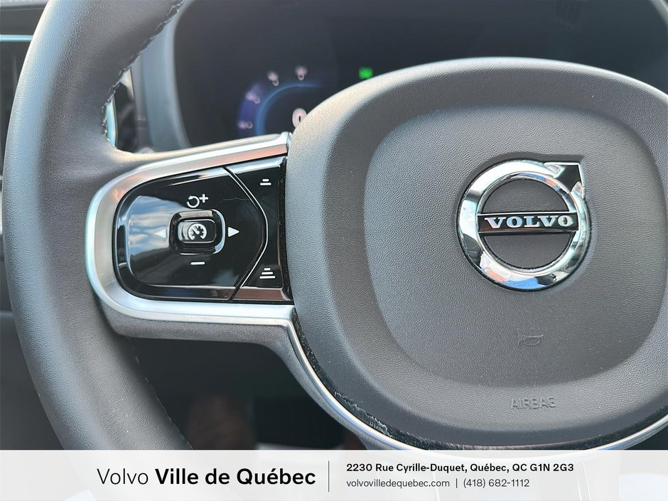 2024 Volvo XC60 Recharge Ultimate Dark Theme-11