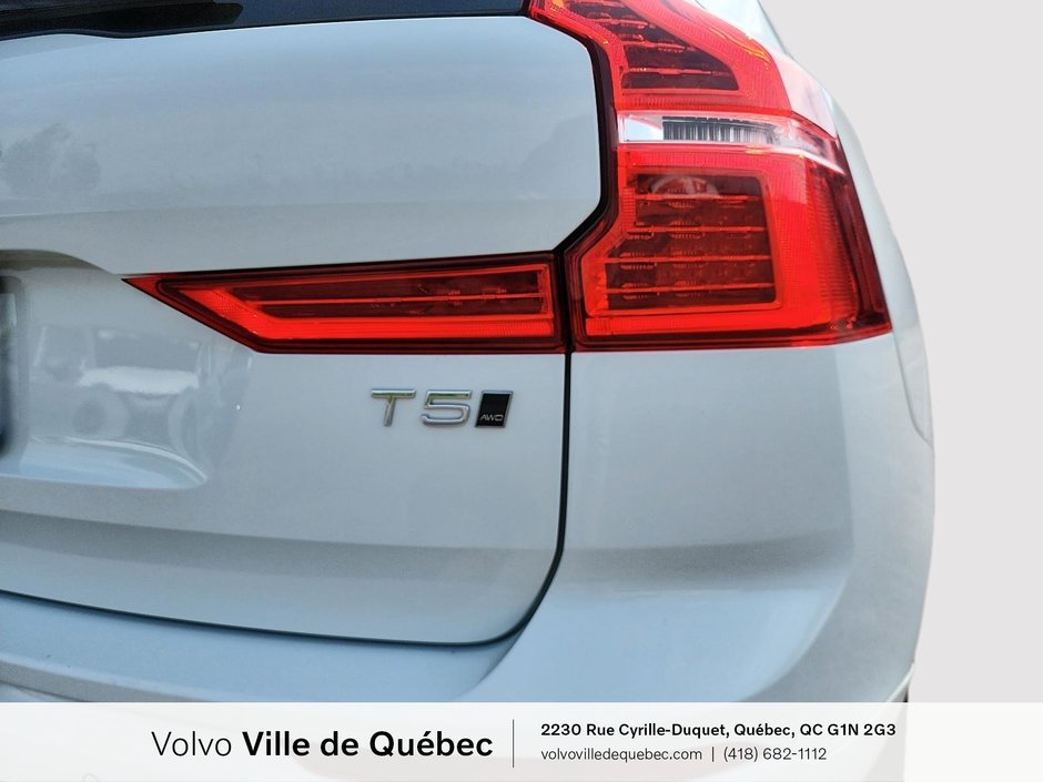 Volvo XC60 Momentum 2021-5