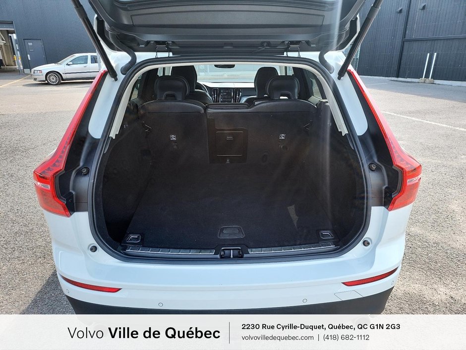 Volvo XC60 Momentum 2021-6