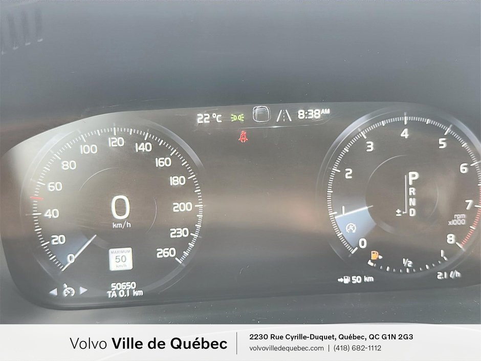 Volvo XC60 Momentum 2021-14