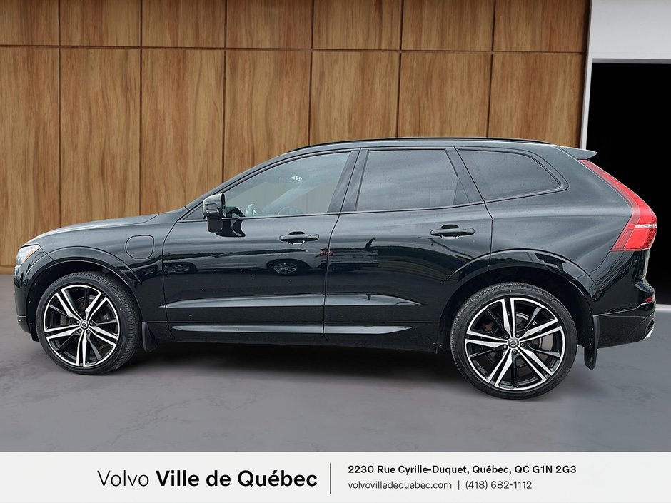 Volvo XC60 R-Design 2021-4