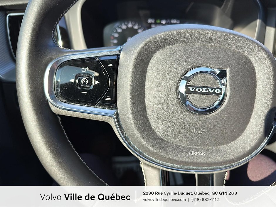 2021 Volvo XC60 R-Design-11