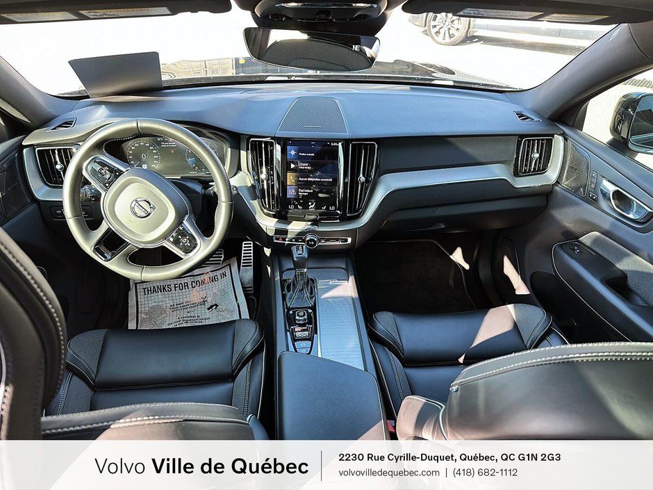 2021 Volvo XC60 R-Design-10