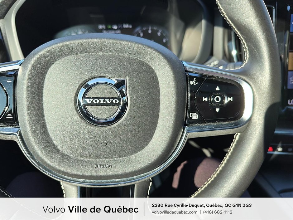 2021 Volvo XC60 R-Design-12
