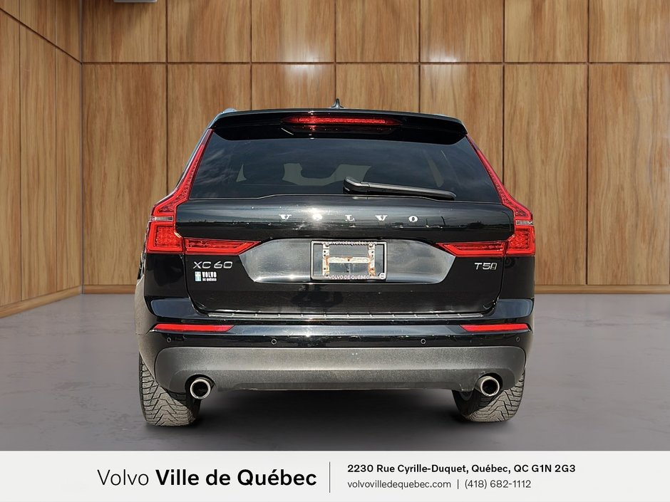 Volvo XC60 Momentum 2021-4