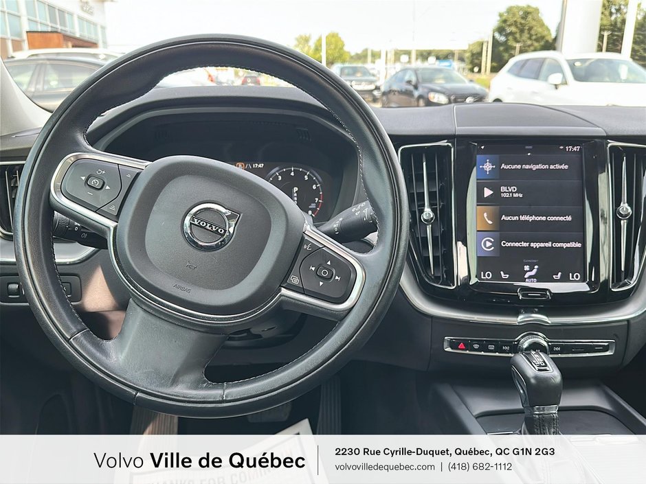 Volvo XC60 Momentum 2021-11
