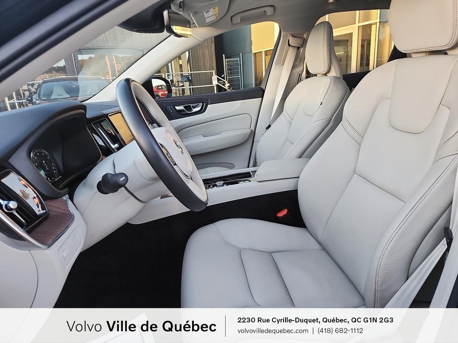 Volvo XC60 Momentum 2021-6