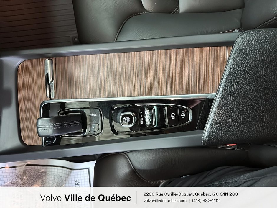 2021 Volvo XC60 Inscription Expression-12
