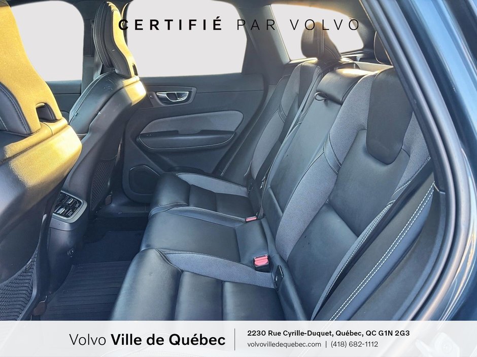 2022 Volvo XC60 R-Design-12