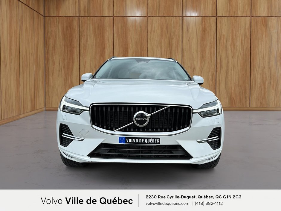 2022 Volvo XC60 Momentum-1
