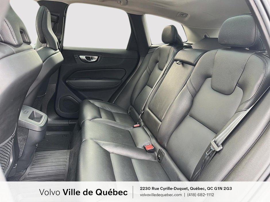 2022 Volvo XC60 Momentum-9