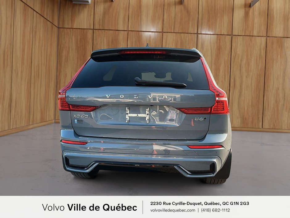 Volvo XC60 R-Design 2022-3